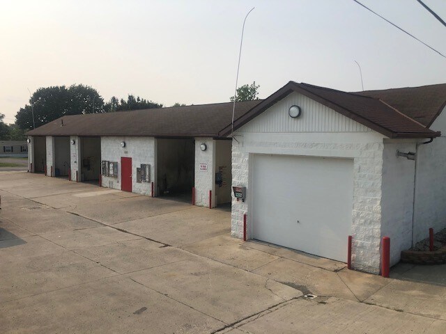 1325 S Detroit St, Bellefontaine, OH à vendre Photo de l’immeuble– Image 1 sur 12