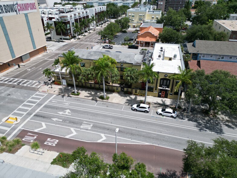 721 1st Ave N, Saint Petersburg, FL à vendre - Photo de l’immeuble – Image 2 sur 39