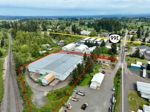 14633 Ottaway Rd NE, Aurora, OR à louer Aérien– Image 1 sur 2