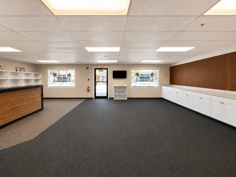 100 NW Main St, Easley, SC à louer - Photo intérieure – Image 3 sur 8