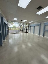 2101-2251 SW 59th Ave, West Park, FL à louer Photo intérieure– Image 1 sur 7