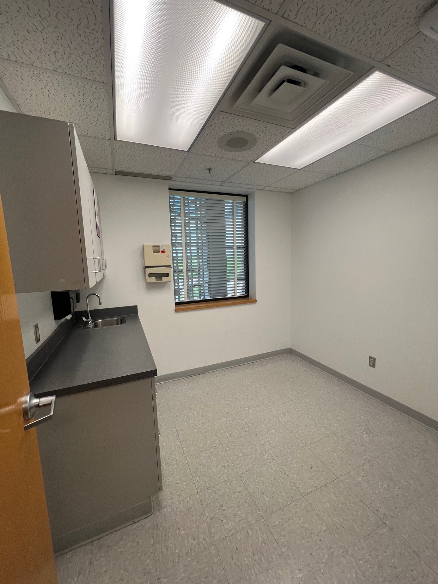 4000-4200 Medical Center Dr, Fayetteville, NY à louer Photo de l’immeuble– Image 1 sur 5