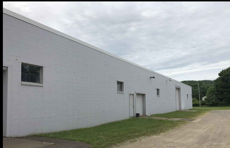 2251 Constitution Ave, Olean, NY à vendre - Photo de l’immeuble – Image 3 sur 8