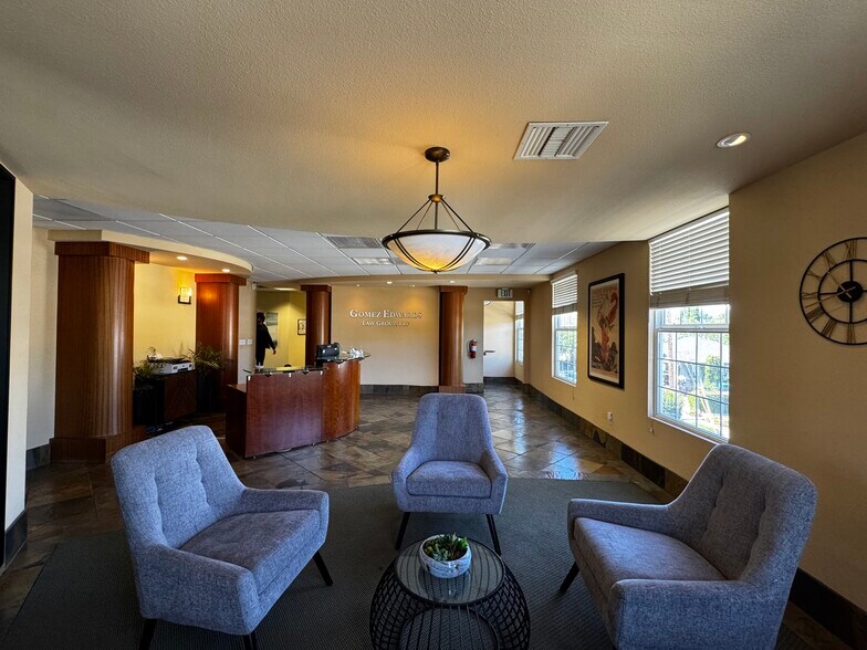 2391 The Alameda, Santa Clara, CA à louer - Photo intérieure – Image 3 sur 7