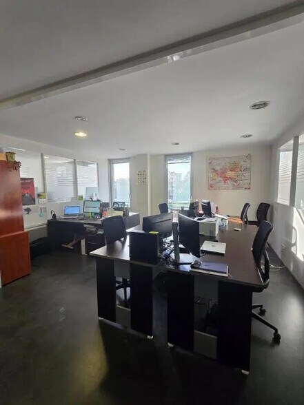 Bureau dans Nantes à louer - Photo de l’immeuble – Image 3 sur 6