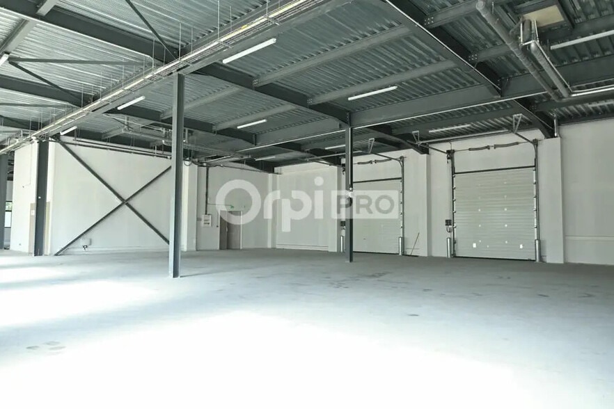 27 Chemin Des Peupliers, Dardilly à louer - Photo de l’immeuble – Image 1 sur 11