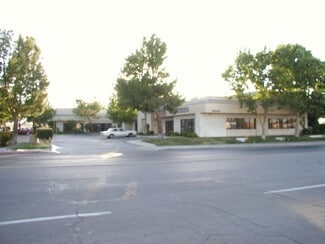 Plus de détails pour 38345 30th St E, Palmdale, CA - Bureau à louer