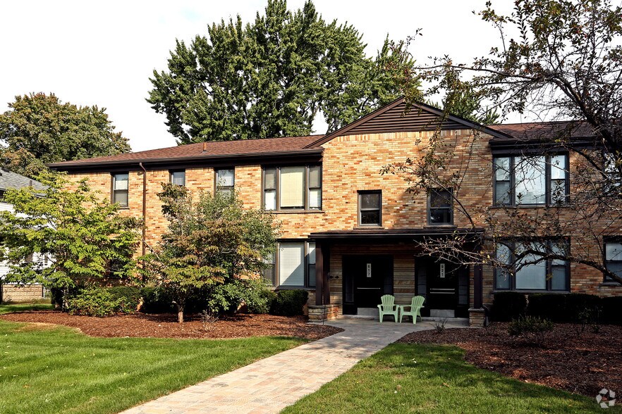 617 E Lincoln Ave, Royal Oak, MI à vendre - Photo de l’immeuble – Image 2 sur 2