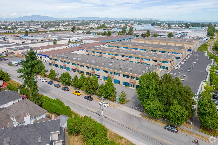 2560 Shell Rd, Richmond, BC à louer - Photo de l’immeuble – Image 2 sur 4