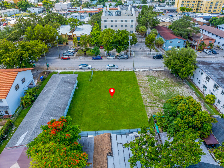 1941 NW Flagler Ter, Miami, FL à vendre - Photo de l’immeuble – Image 2 sur 21