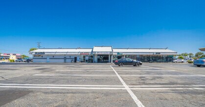 9738 Garden Grove Blvd, Garden Grove, CA à louer Photo intérieure– Image 1 sur 1