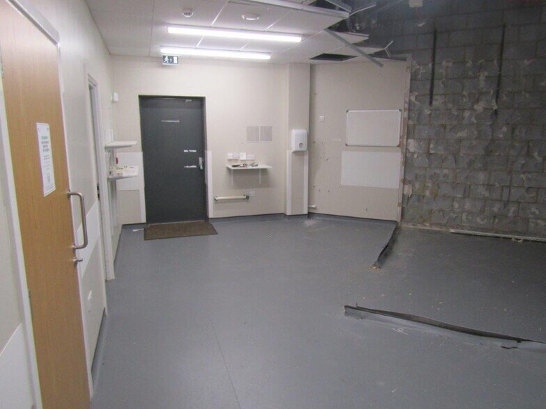 130 Dunthorne Way, Milton Keynes à louer - Photo intérieure – Image 3 sur 5