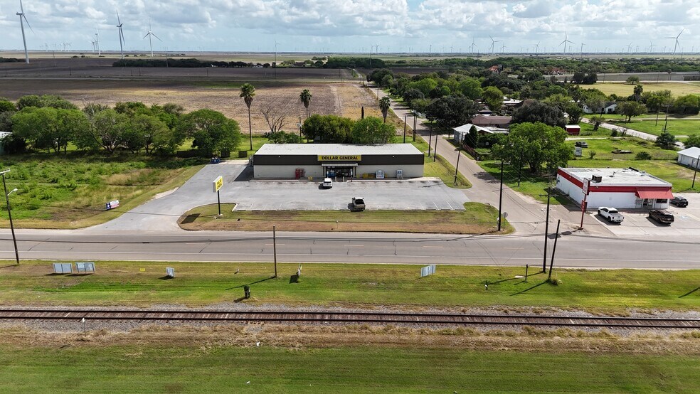 8422 Business 77, Lyford, TX à vendre - Photo de l’immeuble – Image 2 sur 4