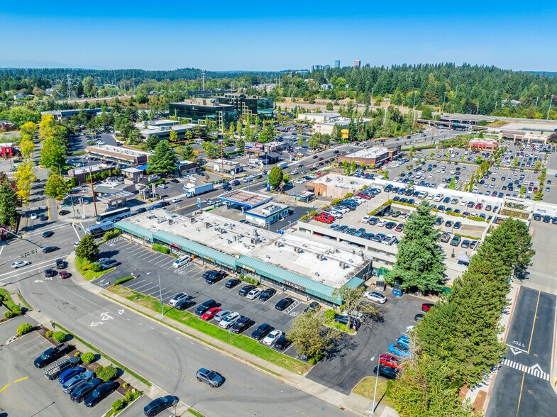 12816 SE 38th Pl, Bellevue, WA à louer - Photo de l’immeuble – Image 2 sur 9