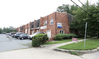 Plus de détails pour 8020-8036 Old Alexandria Ferry Rd, Clinton, MD - Local d’activités à vendre