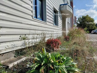 Plus de détails pour Local d'activités à louer