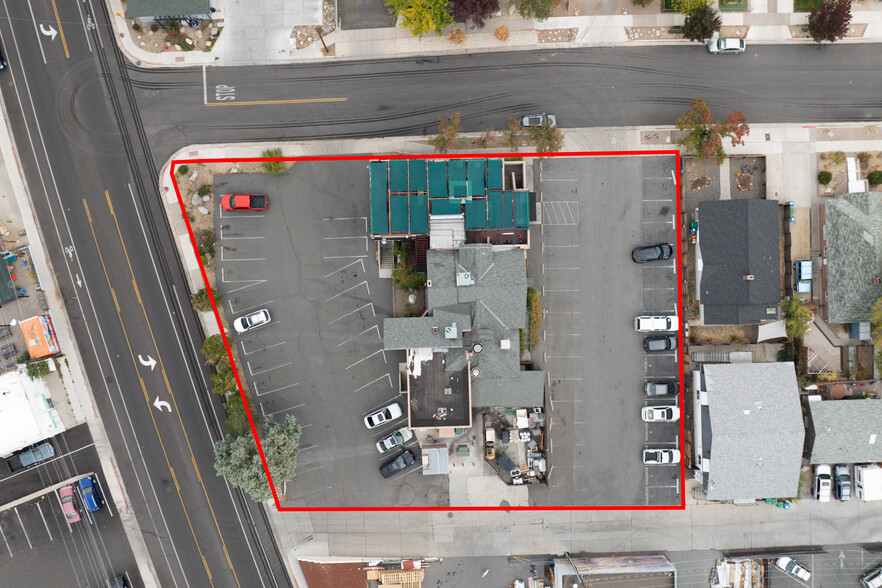 124 Wonder St, Reno, NV à vendre - Photo de l’immeuble – Image 2 sur 9