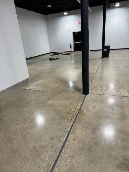 1000 Monmouth Blvd, Galesburg, IL à vendre - Photo intérieure – Image 3 sur 8