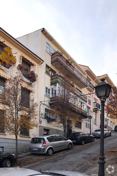 Calle de la Cañada Nueva, 43, San Lorenzo de El Escorial, Madrid à vendre - Photo de l’immeuble – Image 2 sur 2
