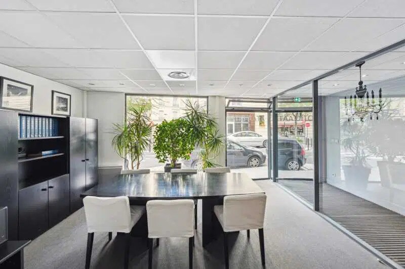 Bureau dans Paris à vendre - Photo de l’immeuble – Image 2 sur 7