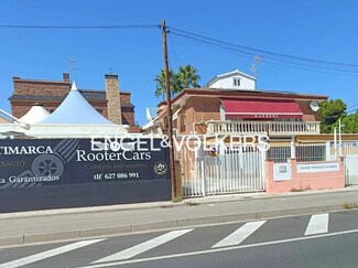 Plus de détails pour Local commercial à vendre