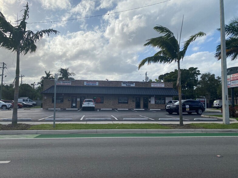3451-3481 N Andrews Ave, Oakland Park, FL à vendre - Photo principale – Image 1 sur 3
