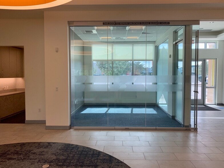 7840 SW 104th St, Miami, FL à louer - Photo intérieure – Image 2 sur 5