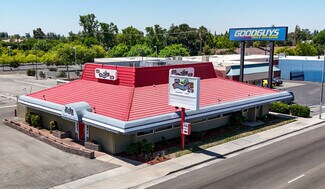 Plus de détails pour 3851 N Blackstone Ave, Fresno, CA - Local commercial à vendre
