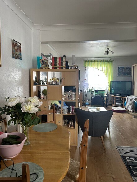 74 Tavistock St, Bedford à vendre - Photo intérieure – Image 3 sur 6