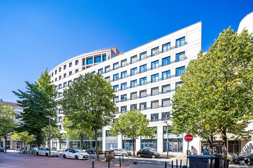 Bureau dans Lyon à louer - Photo de l’immeuble – Image 3 sur 3