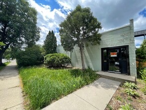 3552-3556 Snelling Ave, Minneapolis, MN à louer Photo de l’immeuble– Image 2 sur 14