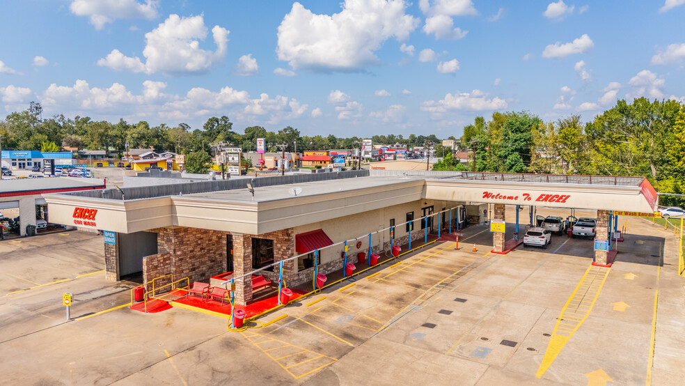 311 S Timberland Dr, Lufkin, TX à vendre - Photo principale – Image 1 sur 22