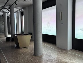 90 Bartholomew Clos, Londres à louer Photo intérieure– Image 1 sur 2