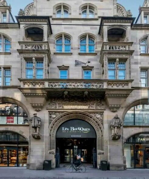 Local commercial dans Strasbourg à louer - Photo de l’immeuble – Image 1 sur 6