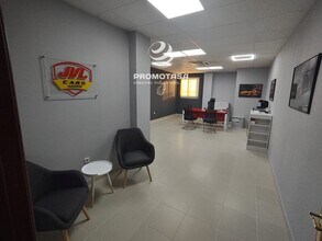 Local commercial dans Rivas-Vaciamadrid, Madrid à louer Photo intérieure– Image 2 sur 5