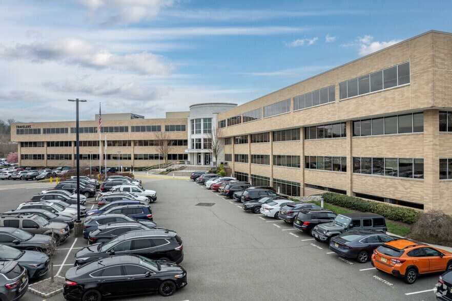 445 South St, Morristown, NJ à louer - Photo de l’immeuble – Image 2 sur 5