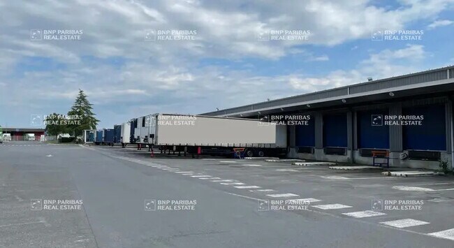 Plus de détails pour Industriel/Logistique à louer