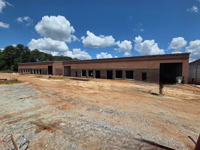 1052 Moreland Heights Rd, Watkinsville, GA à louer - Photo principale – Image 1 sur 3