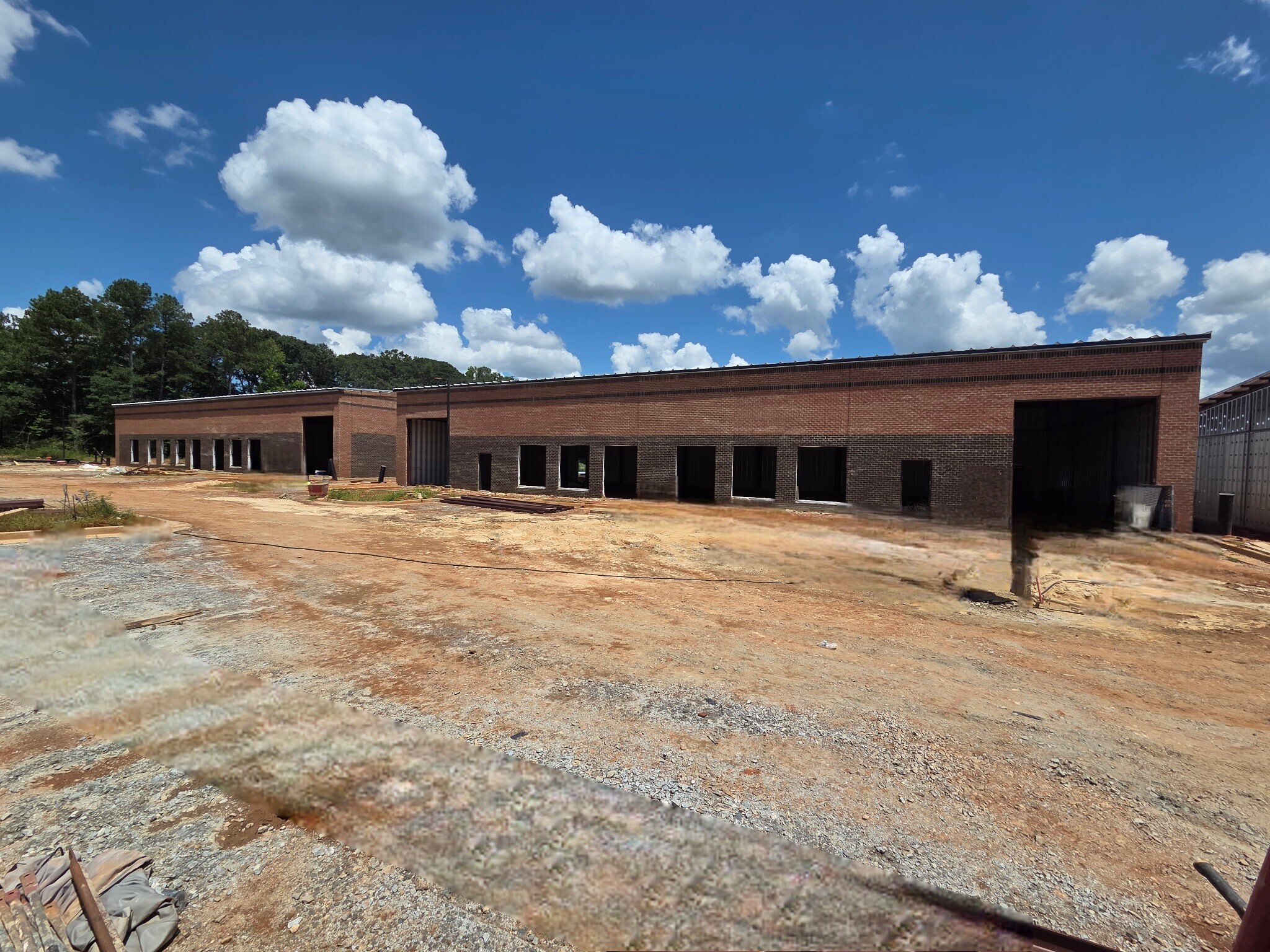 1052 Moreland Heights Rd, Watkinsville, GA à louer Photo principale– Image 1 sur 4