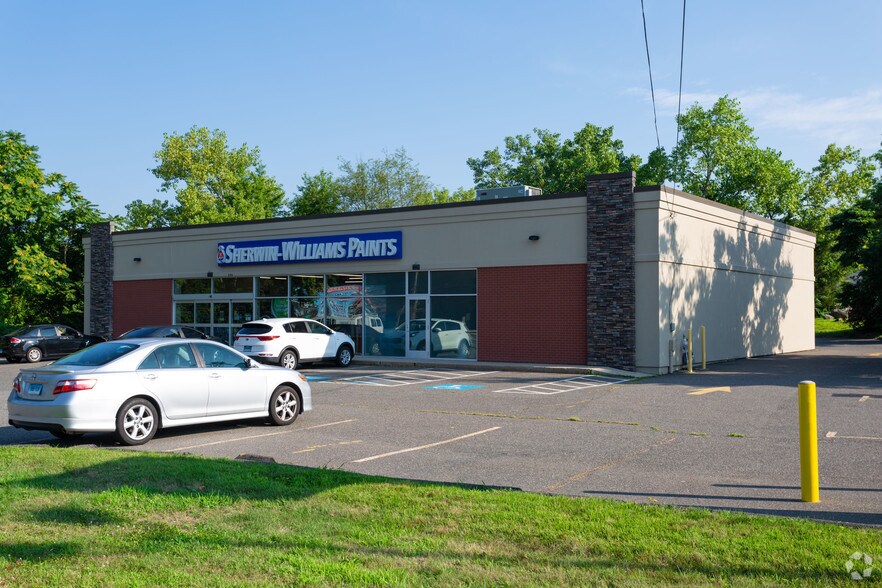 652-656 New Haven Ave, Derby, CT à louer - Photo principale – Image 2 sur 6