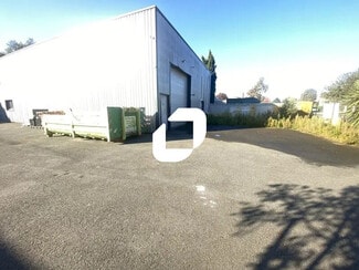 Plus de détails pour Local d'activités à louer