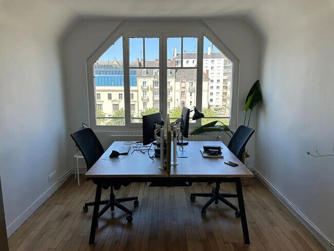 Plus de détails pour Bureau à louer