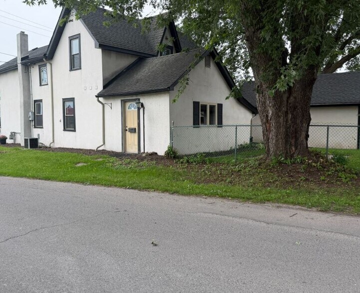 616 Rideau St, Kemptville, ON à vendre - Photo de l’immeuble – Image 2 sur 33