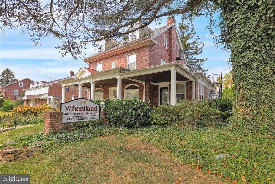 325 E Lancaster Ave, Reading, PA à vendre - Photo de l’immeuble – Image 3 sur 27