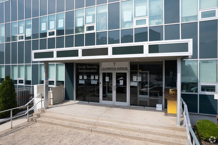 7 Glenwood Ave, East Orange, NJ à louer - Photo de l’immeuble – Image 3 sur 4