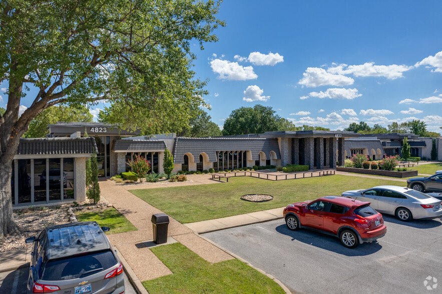 4815-4821 S Sheridan Rd, Tulsa, OK à louer - Photo de l’immeuble – Image 2 sur 16