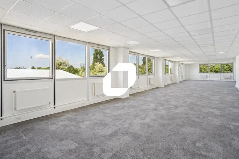 Bureau dans Fontenay-sous-Bois à louer - Photo intérieure – Image 3 sur 16