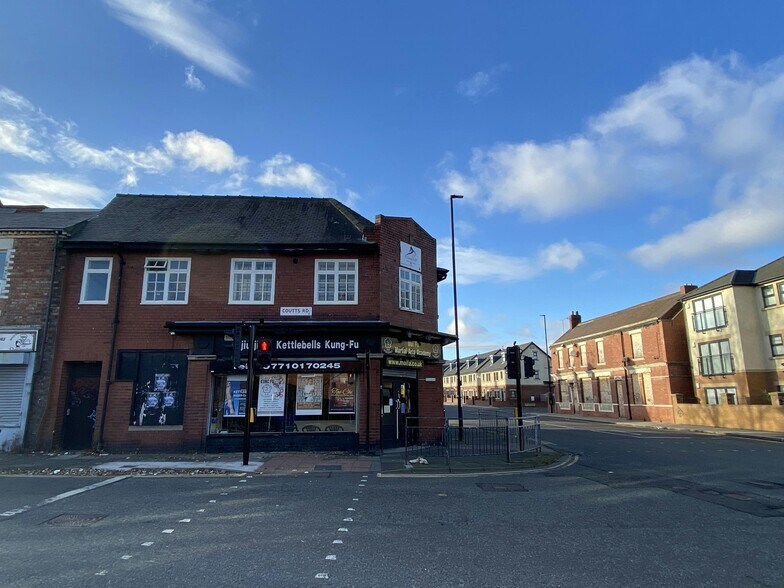 892-898 Shields Rd, Newcastle Upon Tyne à louer - Photo de l’immeuble – Image 3 sur 5