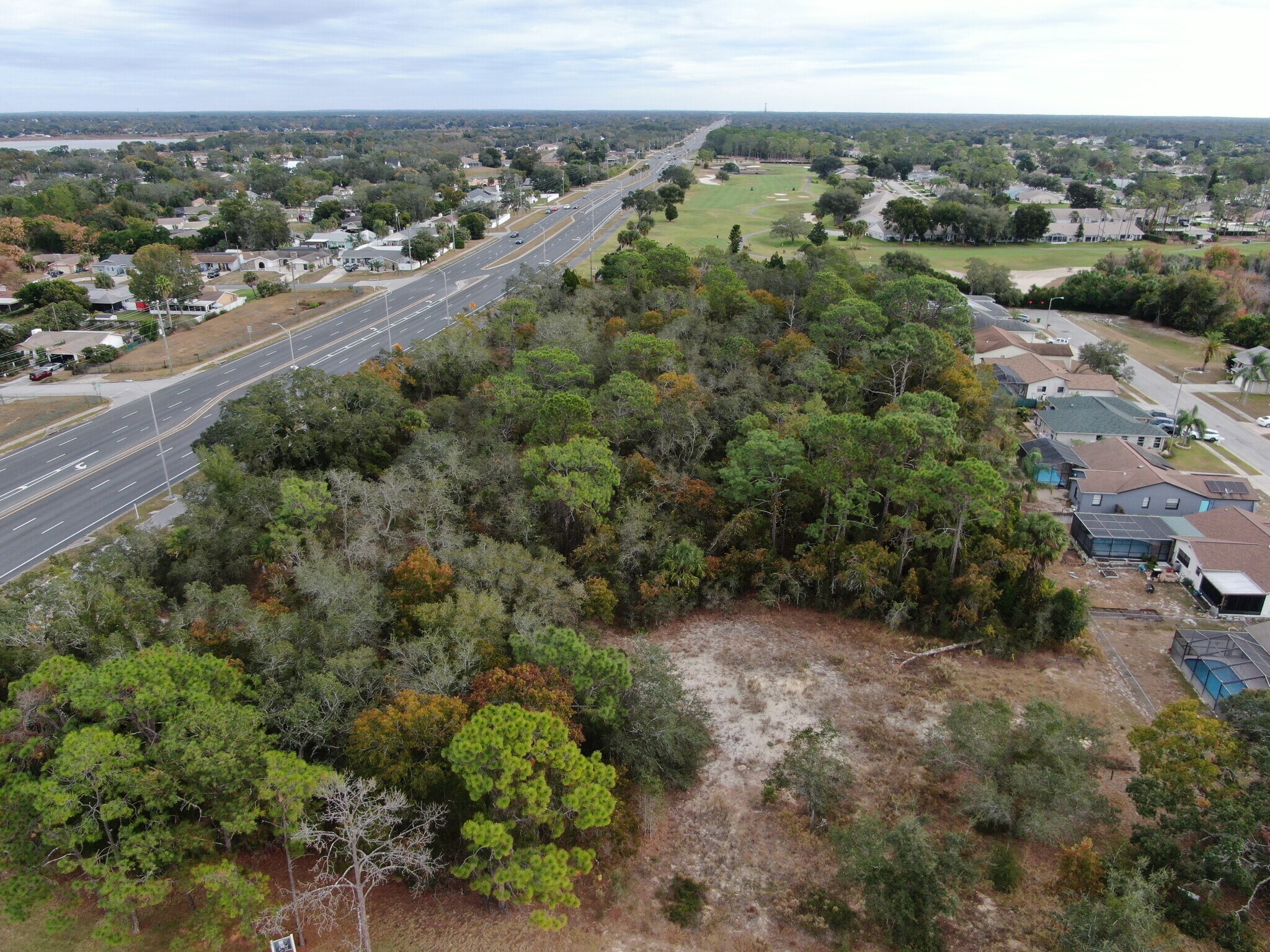 County Line Rd, Hudson, FL à vendre Photo de l’immeuble– Image 1 sur 9
