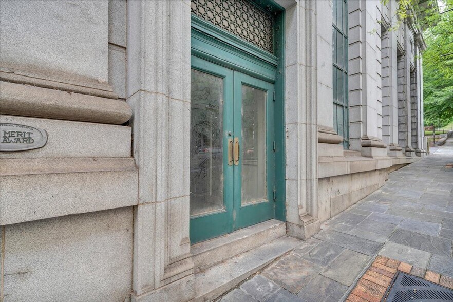901 Main St, Lynchburg, VA à vendre - Photo de l’immeuble – Image 3 sur 26